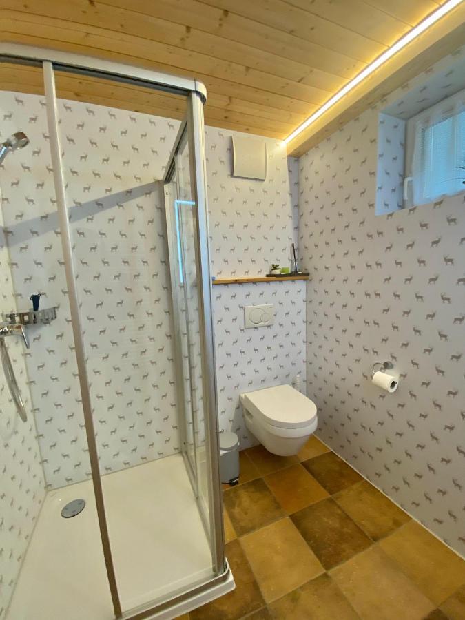 Damuelser Holzhus Apartamento Exterior foto